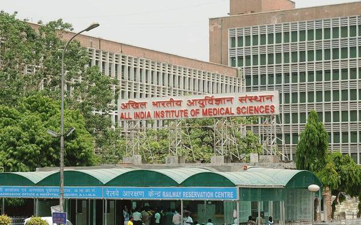 दिल्‍ली AIIMS में बदला पिछले